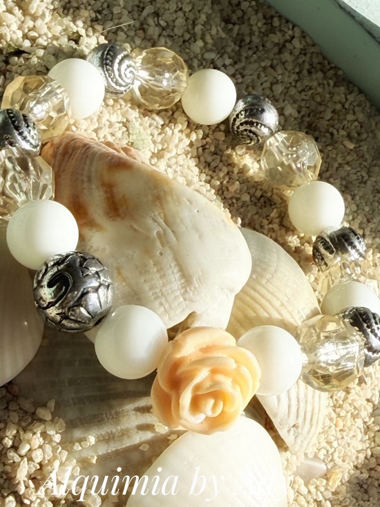 Alquimia Jewelry - MONUMENTAL ROSE + Silver white jade bracelet